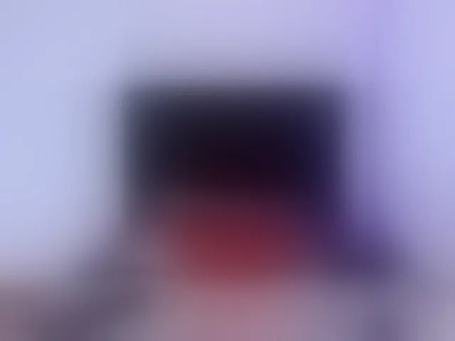 Live sex webcam photo for real-queen #293130881