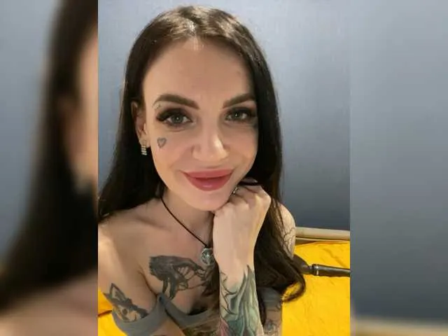 Live sex webcam photo for realalicebim #277753355