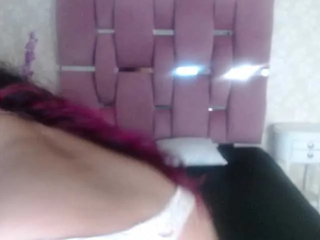Live sex webcam photo for rebbecamillers #276420822