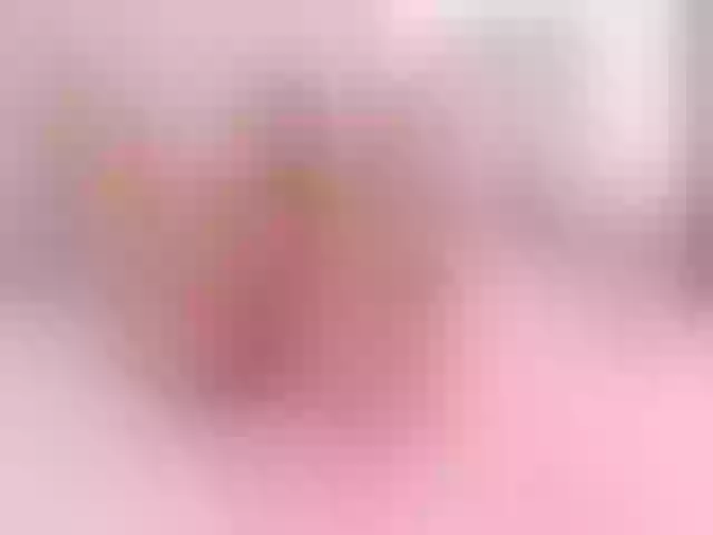 Live sex webcam photo for rebekawatson #273528921