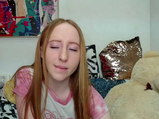 Live sex webcam photo for red-head #272952120