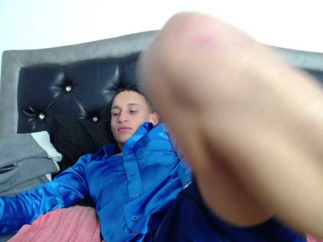 Live sex webcam photo for red-muscule #276877226