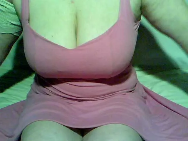 Live sex webcam photo for redcherry #291048160