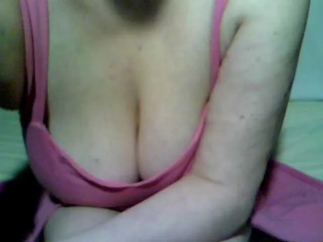 Live sex webcam photo for redcherry #292125550