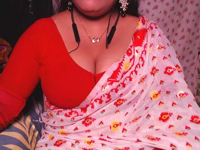 Live sex webcam photo for redqueen007 #290718231