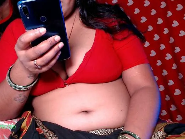 Live sex webcam photo for redqueen007 #294018042