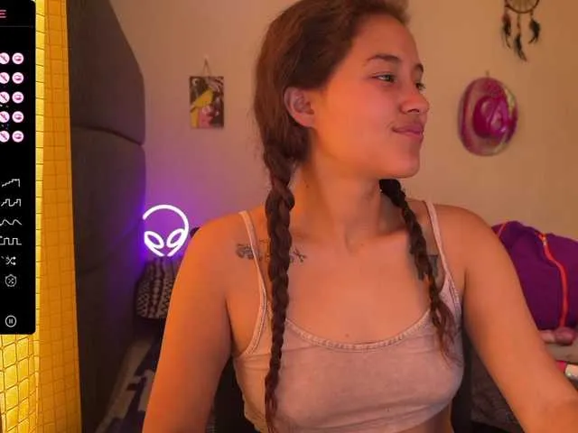 Live sex webcam photo for redxbarbiedollx #289742493