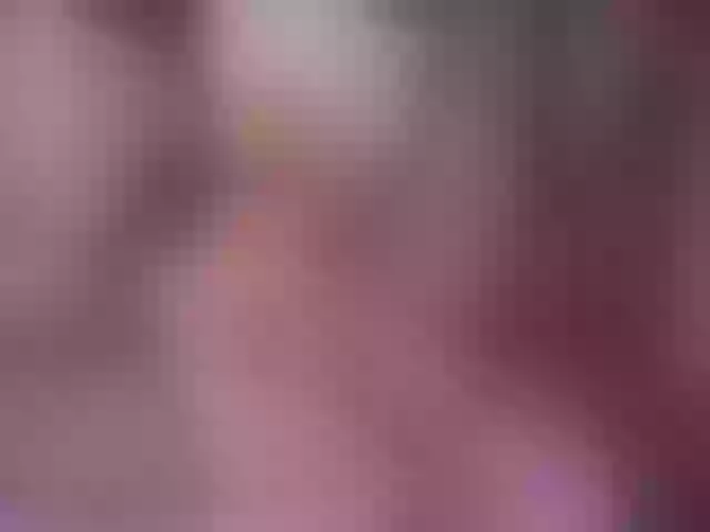 Live sex webcam photo for reinahot-699 #288824429