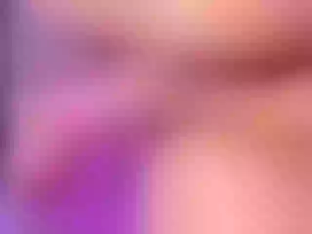 Live sex webcam photo for reinahot-699 #288936582