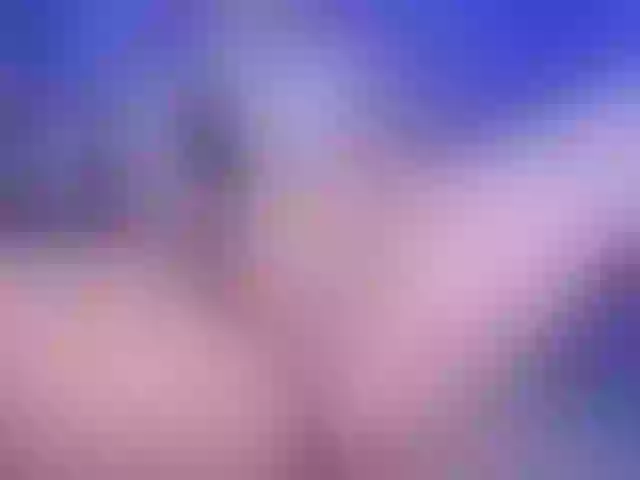 Live sex webcam photo for reinahot-699 #289332028