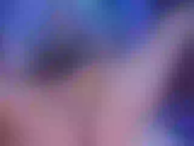 Live sex webcam photo for reinahot-699 #289373024