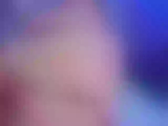 Live sex webcam photo for reinahot-699 #289468043