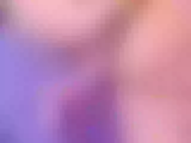 Live sex webcam photo for reinahot-699 #289742705