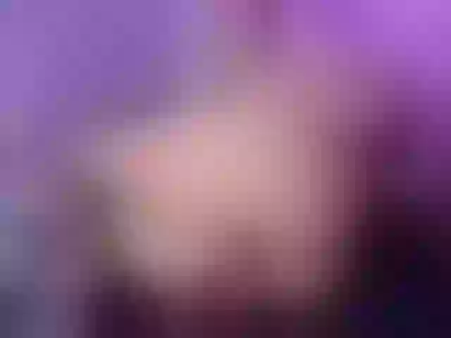 Live sex webcam photo for reinahot-699 #289965831