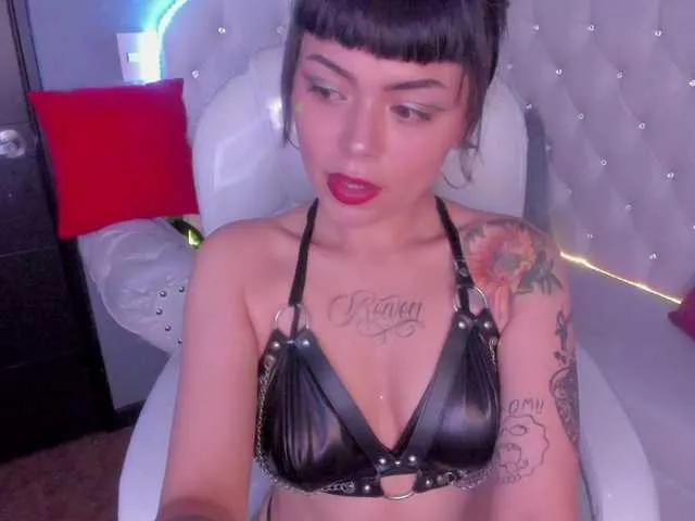 Live sex webcam photo for reiven-brown #272796125