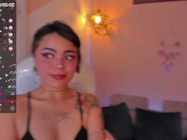 Live sex webcam photo for reiven-brown #272977405