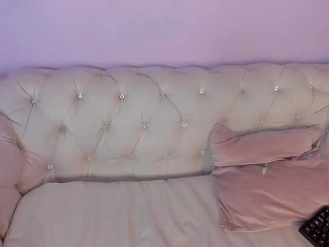 Live sex webcam photo for reiven-brown #273738687