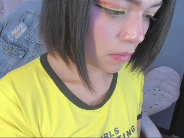 Live sex webcam photo for reiven-brown #274435425