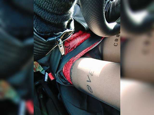 Live sex webcam photo for relishsavor #272978666