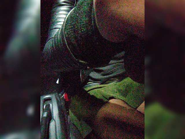 Live sex webcam photo for relishsavor #273262894