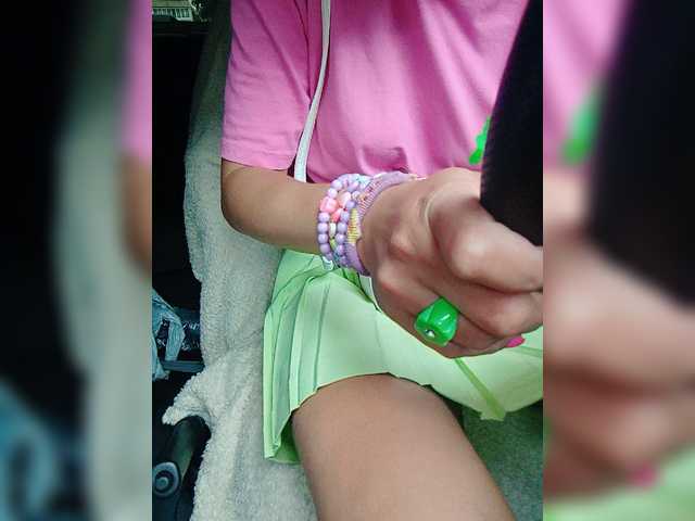 Live sex webcam photo for relishsavor #275956141