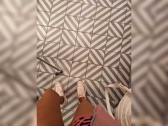 Live sex webcam photo for relishsavor #280698452