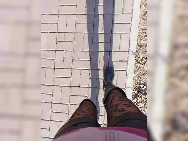 Live sex webcam photo for relishsavor #290696251