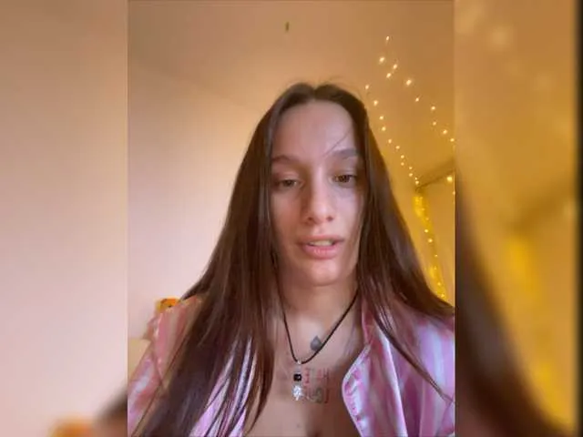 Live sex webcam photo for renasara #277233731