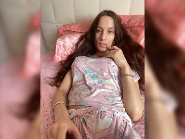 Live sex webcam photo for renasara #277620632