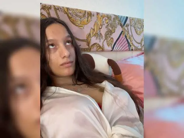 Live sex webcam photo for renasara #278204979