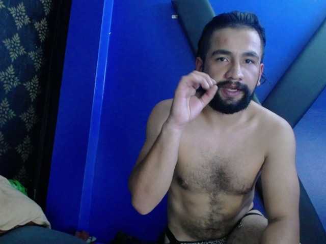 Live sex webcam photo for richards-bdsm #276942320