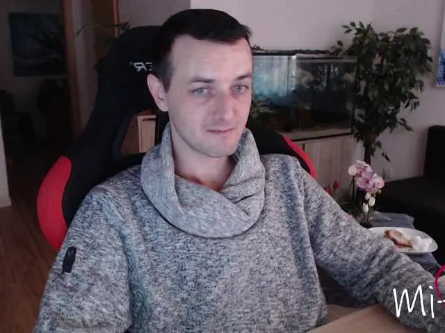 Live sex webcam photo for richmitch1 #290321666