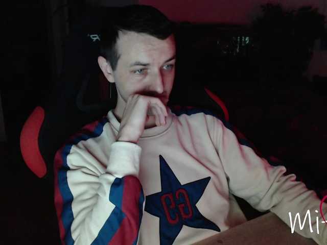 Live sex webcam photo for richmitch1 #290379590