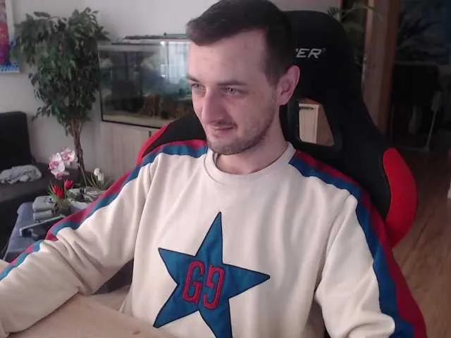 Live sex webcam photo for richmitch1 #290547948