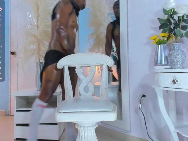 Live sex webcam photo for rikobrown69 #290645870