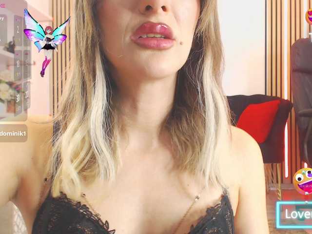 Live sex webcam photo for rileylanna #292367077