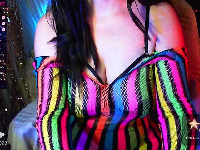 Live sex webcam photo for rizzik #275636573