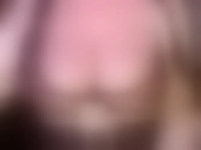Live sex webcam photo for rizzik #293400867