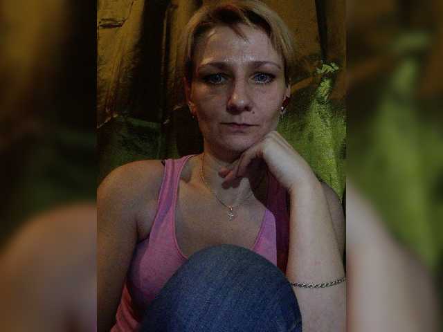 Live sex webcam photo for rntkkaralinaaa #272541990