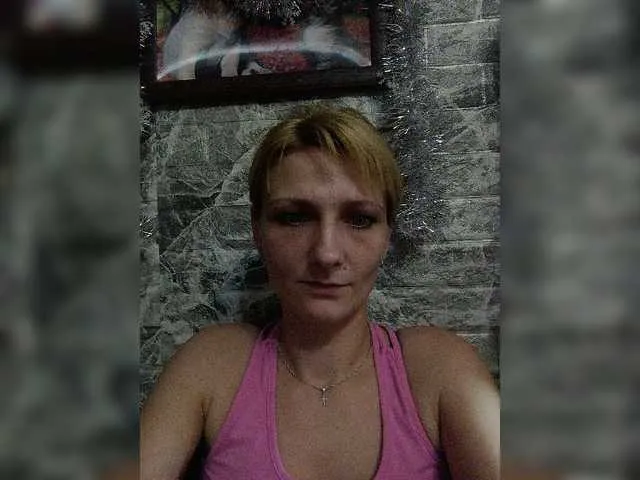 Live sex webcam photo for rntkkaralinaaa #272577282