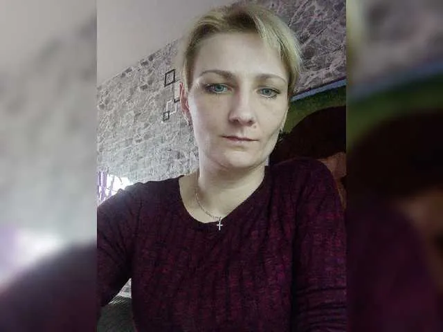 Live sex webcam photo for rntkkaralinaaa #272673708