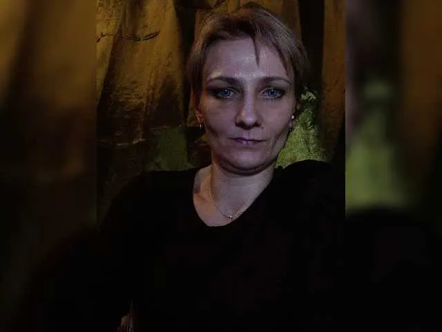 Live sex webcam photo for rntkkaralinaaa #272676403