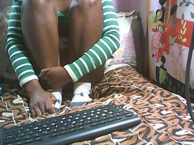 Live sex webcam photo for robinnah #275714299