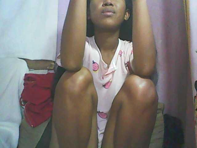 Live sex webcam photo for robinnah #275976448