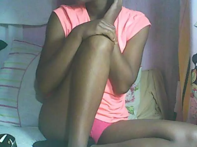 Live sex webcam photo for robinnah #276136116