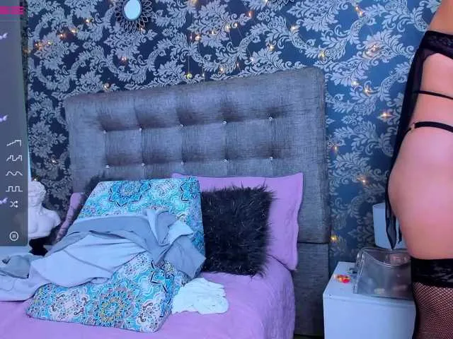 Live sex webcam photo for rojalayions #272936575