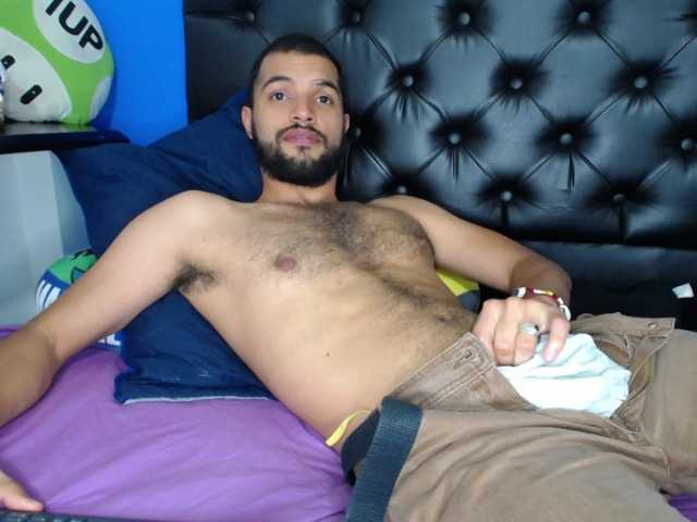 Live sex webcam photo for rollo-rodrigu #273133670