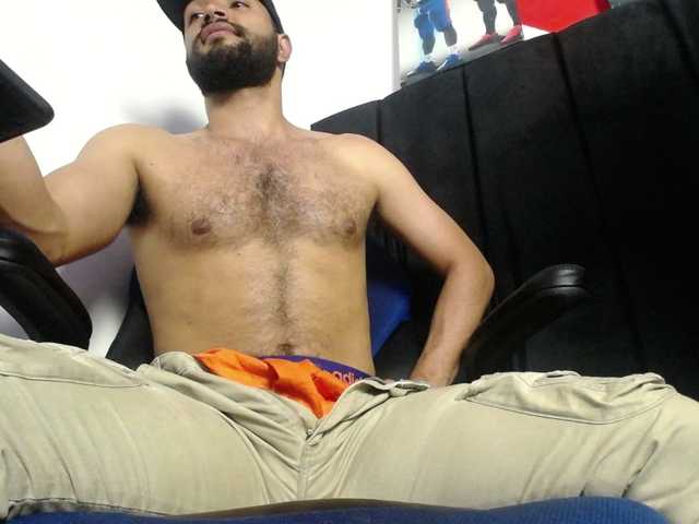 Live sex webcam photo for rollo-rodrigu #275526696