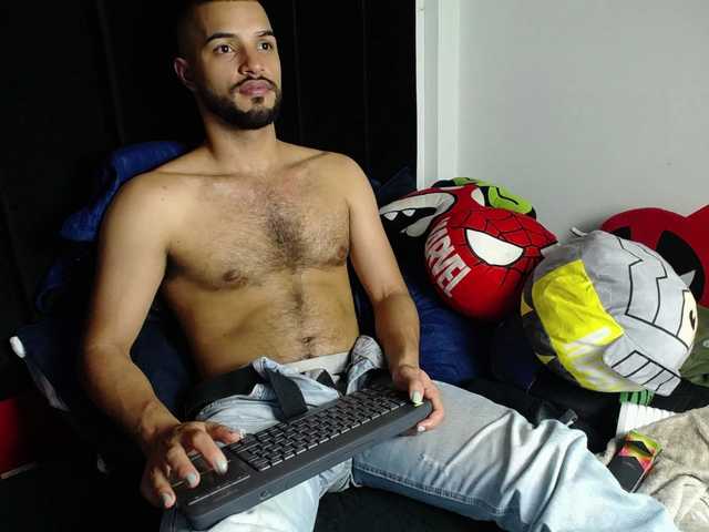 Live sex webcam photo for rollo-rodrigu #275578038