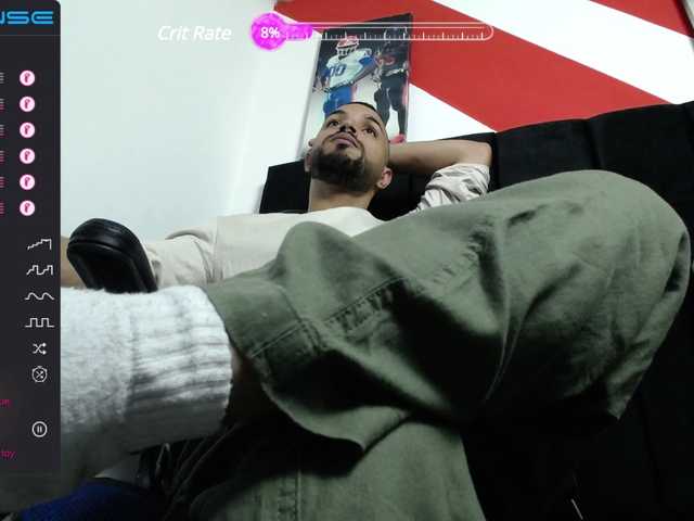 Live sex webcam photo for rollo-rodrigu #275591087